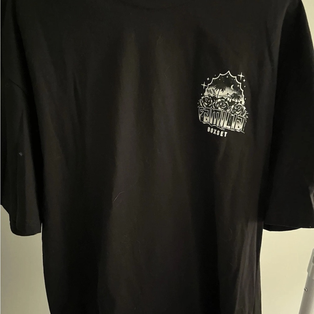 Boxset Familia Black Graphic T-Shirt
